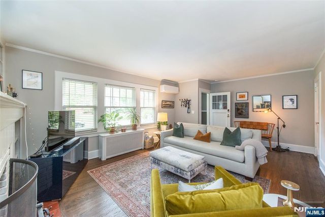 34 Oakwood Avenue, Montclair, NJ 07043