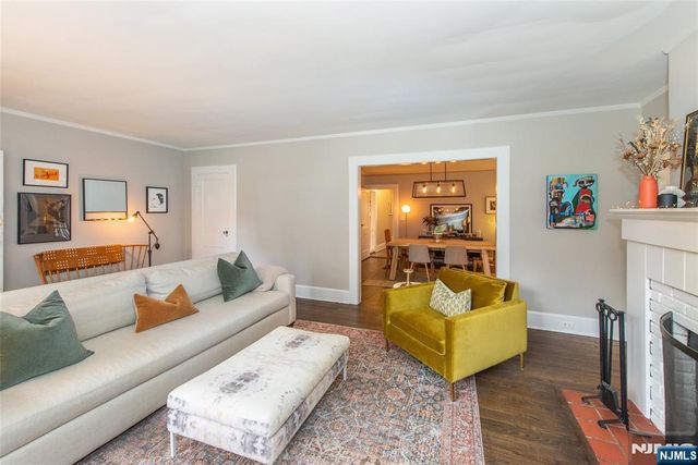 34 Oakwood Avenue, Montclair, NJ 07043