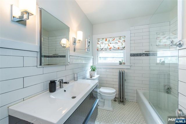 34 Oakwood Avenue, Montclair, NJ 07043