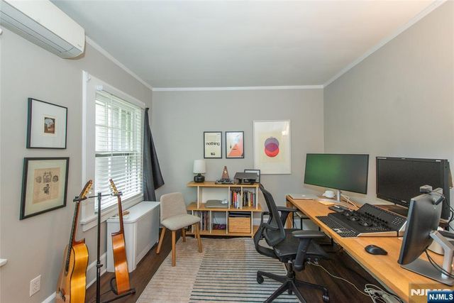 34 Oakwood Avenue, Montclair, NJ 07043