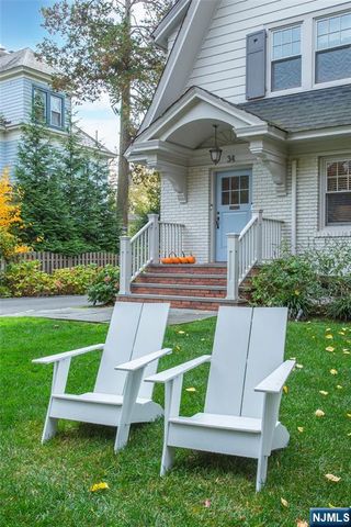 34 Oakwood Avenue, Montclair, NJ 07043