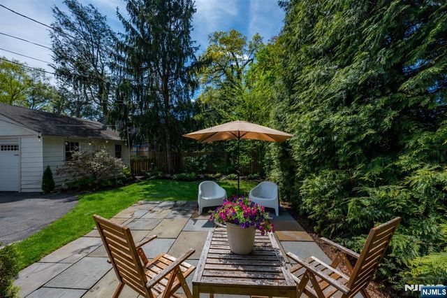 34 Oakwood Avenue, Montclair, NJ 07043