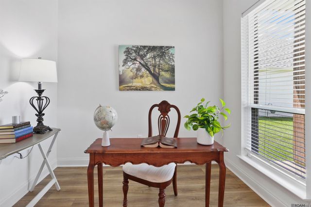 39561 Hernando De Soto Dr, Darrow, LA 70725