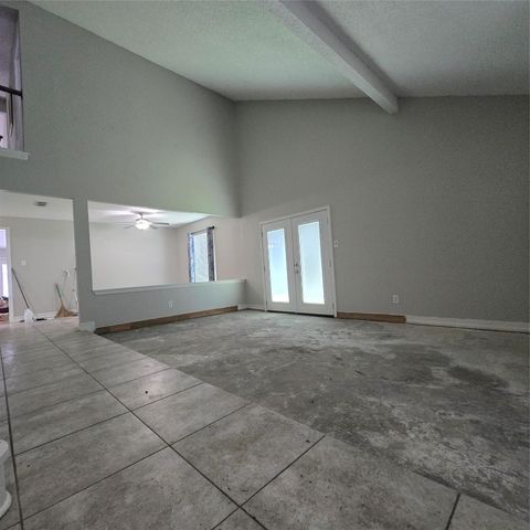 12410 Seaswept Drive, Houston, TX 77071