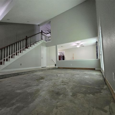 12410 Seaswept Drive, Houston, TX 77071