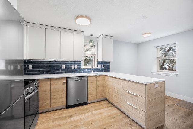 28 Margin St A, Lynn, MA 01905