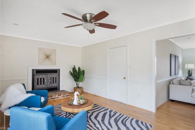 14214 Penrith LN, Newport News, VA 23602