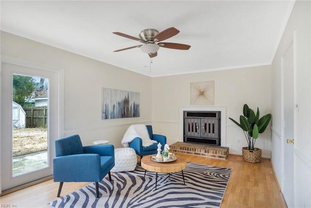 14214 Penrith LN, Newport News, VA 23602