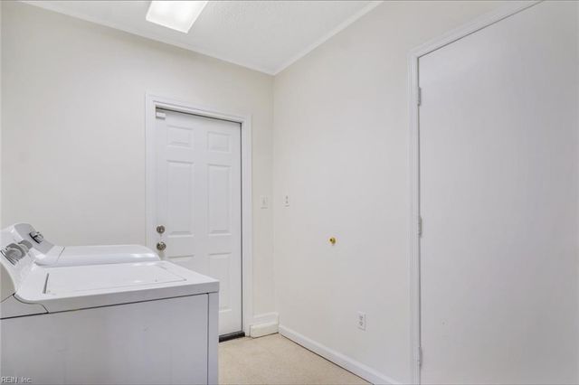 14214 Penrith LN, Newport News, VA 23602