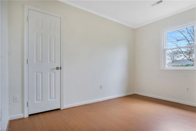 14214 Penrith LN, Newport News, VA 23602