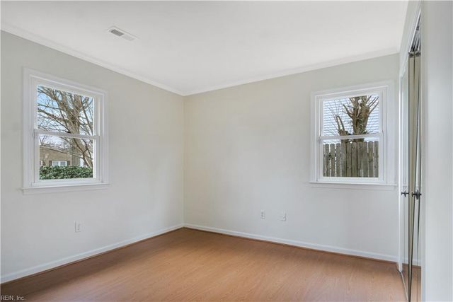 14214 Penrith LN, Newport News, VA 23602