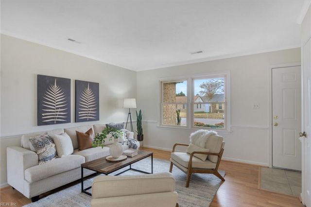 14214 Penrith LN, Newport News, VA 23602