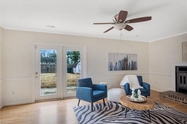 14214 Penrith LN, Newport News, VA 23602