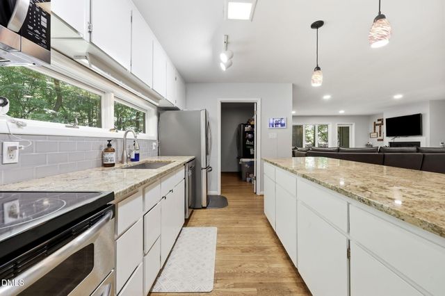 3513 Travis Court, Chapel Hill, NC 27516