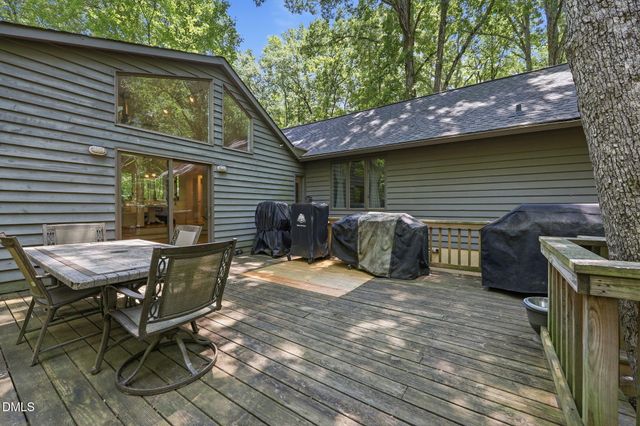 3513 Travis Court, Chapel Hill, NC 27516