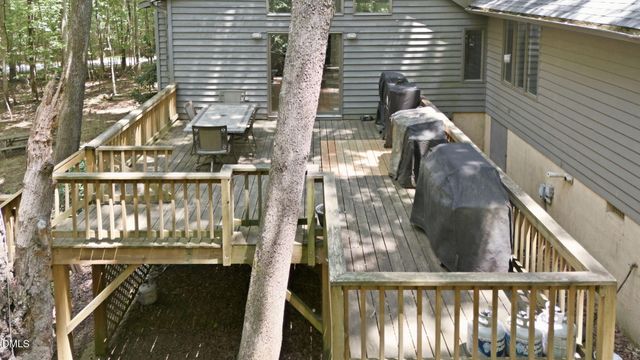 3513 Travis Court, Chapel Hill, NC 27516