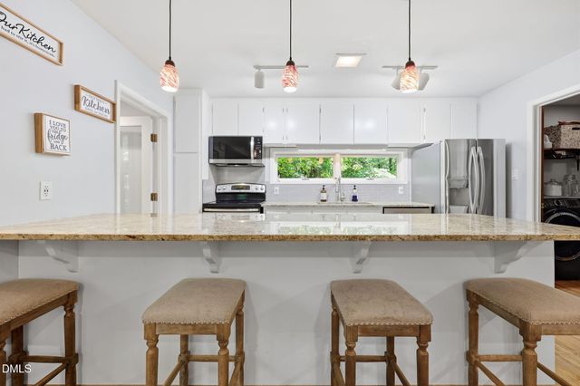 3513 Travis Court, Chapel Hill, NC 27516