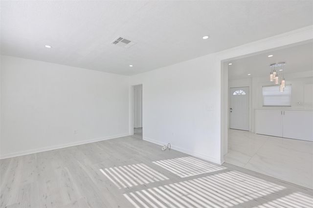 700 GLENWOOD AVENUE S, Clearwater, FL 33756