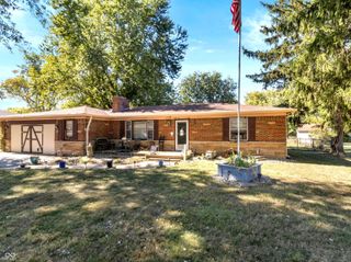 1074 S Avon Avenue, Avon, IN 46123