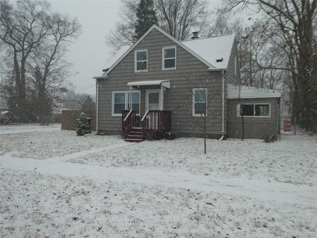 35209 Sheridan Street, Westland, MI 48185