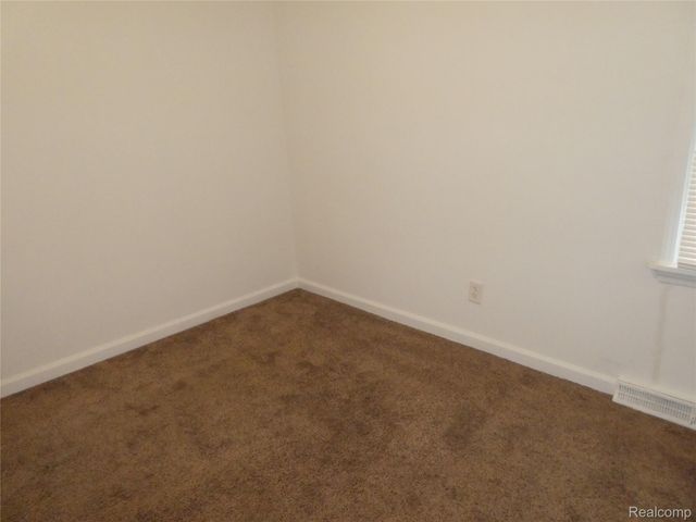 35209 Sheridan Street, Westland, MI 48185