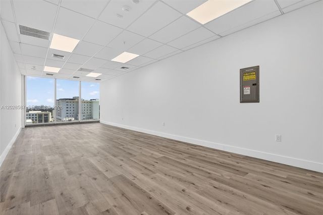 2820 NE 214th Street 1006, Aventura, FL 33180
