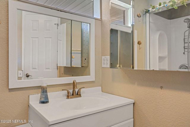 45097 PETREE Road, Callahan, FL 32011