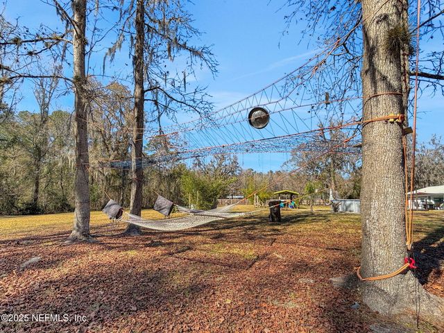 45097 PETREE Road, Callahan, FL 32011