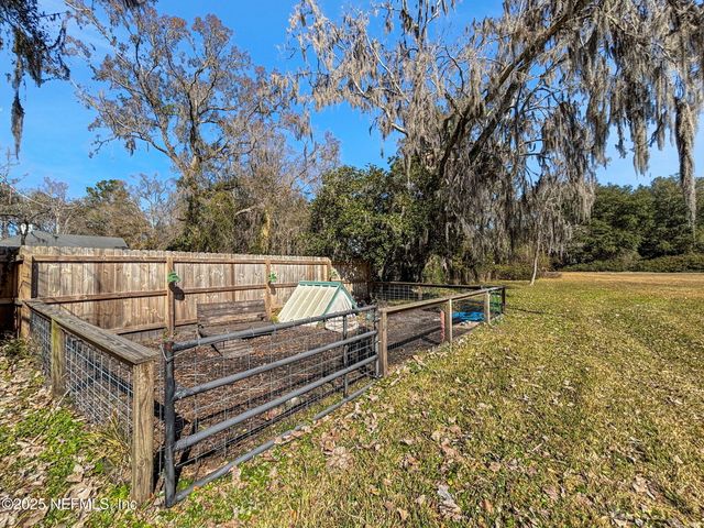 45097 PETREE Road, Callahan, FL 32011