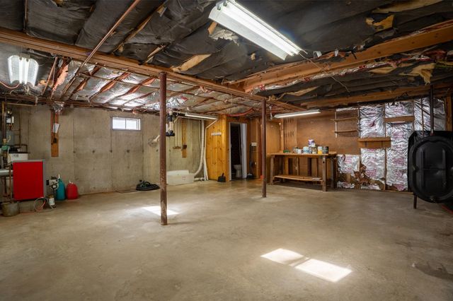 54 Woodland Grove Road, Conway, NH 03818