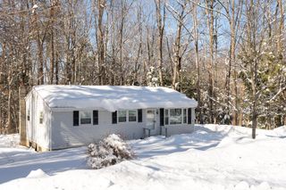 54 Woodland Grove Road, Conway, NH 03818