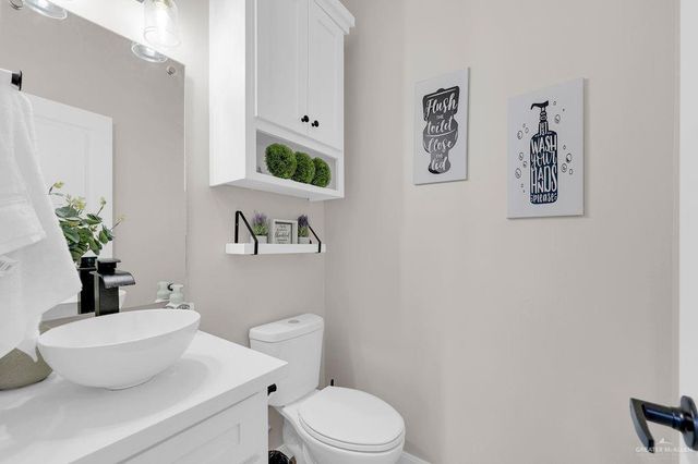 2821 Kilgore Avenue, Mcallen, TX 78504