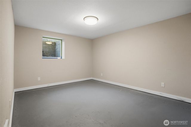 1041 Mitchell Avenue, Port Orchard, WA 98366
