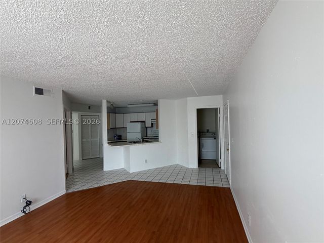 4015 W Mcnab Rd D209, Pompano Beach, FL 33069