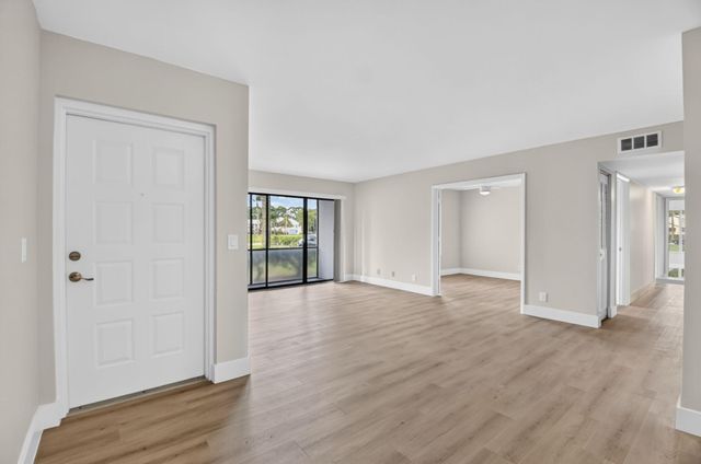 1114 Green Pine Boulevard A1, West Palm Beach, FL 33409