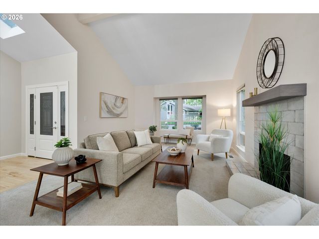 18679 INDIAN CREEK Dr, Lake Oswego, OR 97035