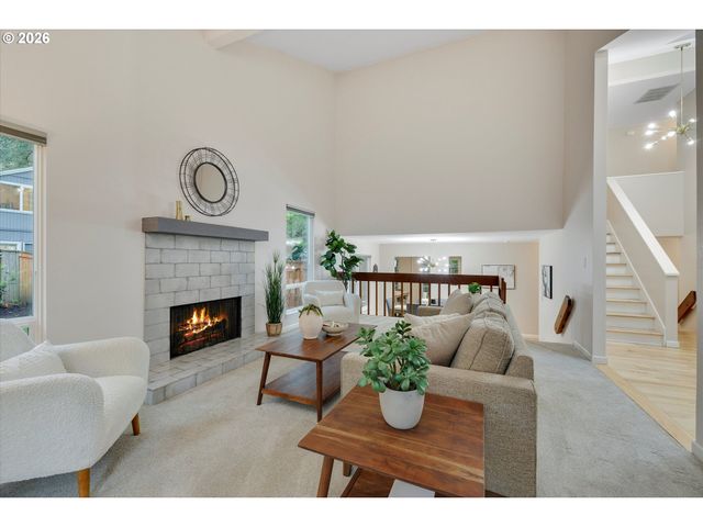 18679 INDIAN CREEK Dr, Lake Oswego, OR 97035