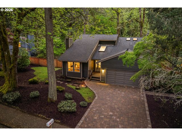 18679 INDIAN CREEK Dr, Lake Oswego, OR 97035