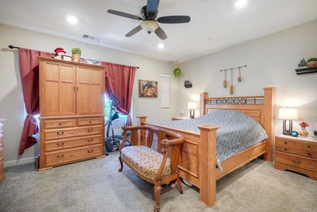 1576 CASTILLO Way 45, Vista, CA 92081