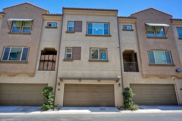 1576 CASTILLO Way 45, Vista, CA 92081