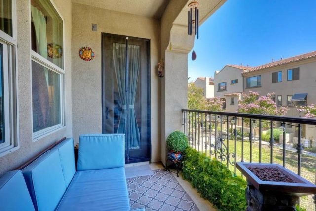 1576 CASTILLO Way 45, Vista, CA 92081