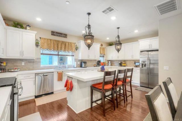 1576 CASTILLO Way 45, Vista, CA 92081