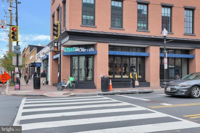 2455 SHANNON PL SE, Washington, DC 20020