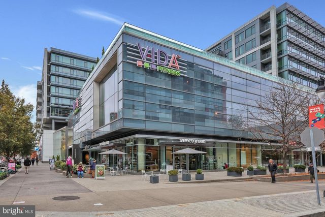 2455 SHANNON PL SE, Washington, DC 20020