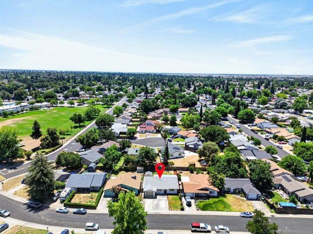 8732 El Toreador Way, Elk Grove, CA 95624