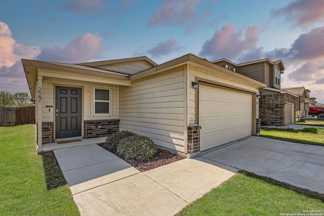 227 Elderberry, New Braunfels, TX 78130