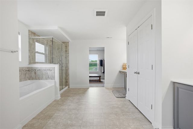 316 Cool Spring Dr, Forward Twp, PA 16033
