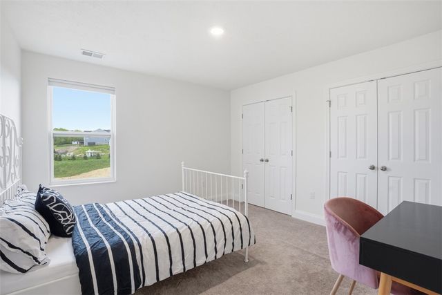 316 Cool Spring Dr, Forward Twp, PA 16033