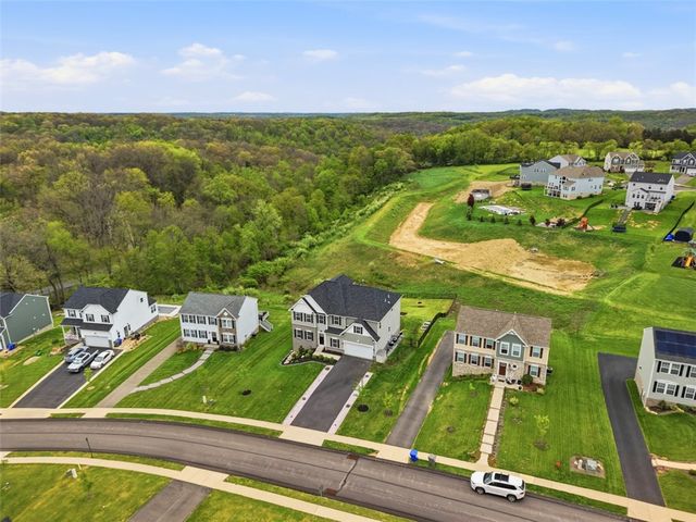 316 Cool Spring Dr, Forward Twp, PA 16033