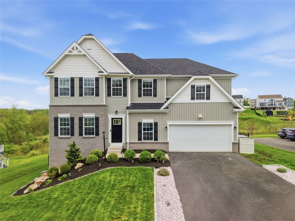 316 Cool Spring Dr, Forward Twp, PA 16033